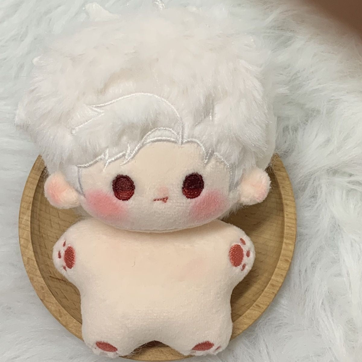 LADS 10 cm Plush Doll